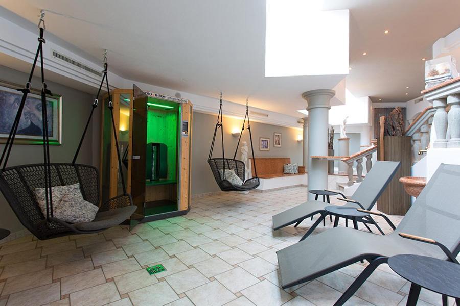 Ferienhotel Bergland Arzl im Pitztal Buitenkant foto