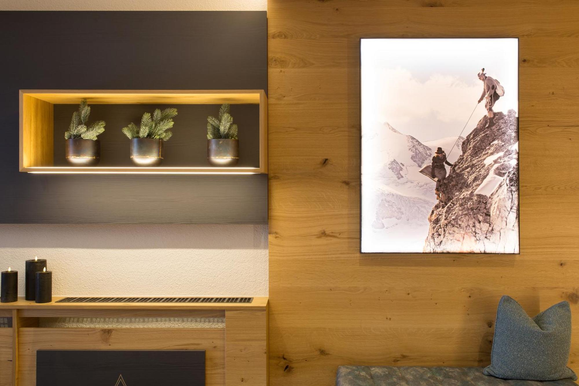 Ferienhotel Bergland Arzl im Pitztal Buitenkant foto