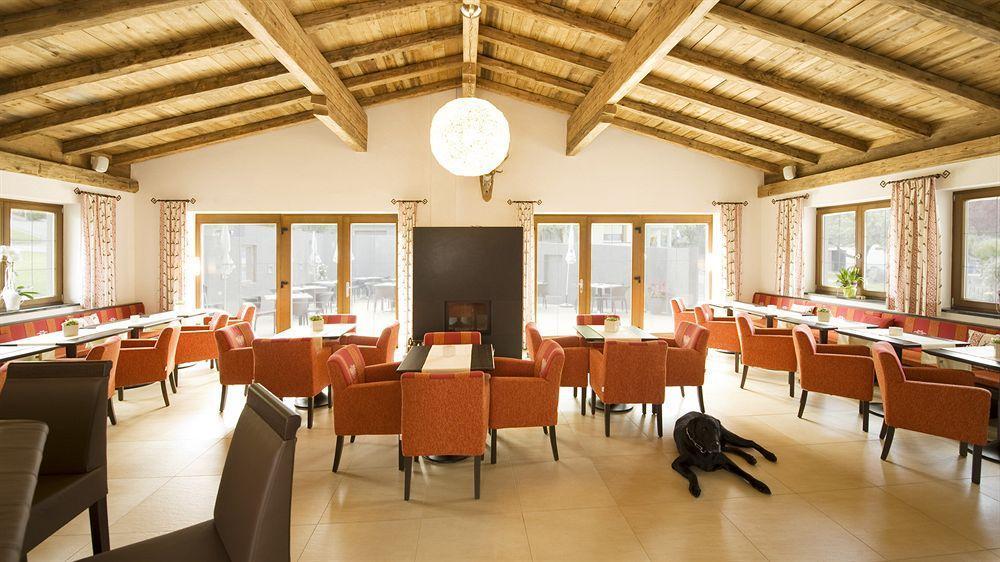 Ferienhotel Bergland Arzl im Pitztal Buitenkant foto
